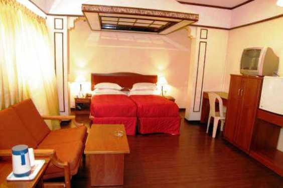 Hotel Palace Plaza Mysore Extérieur photo