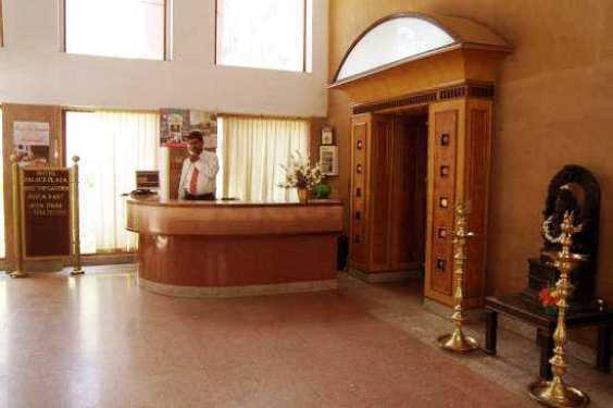 Hotel Palace Plaza Mysore Extérieur photo