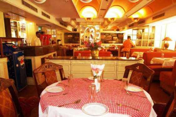Hotel Palace Plaza Mysore Extérieur photo
